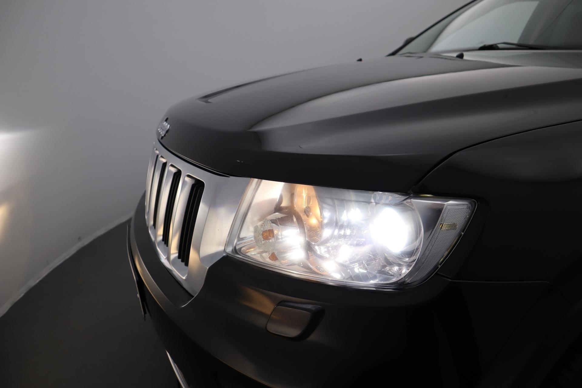 Jeep Grand Cherokee 3,0 CRD Limited 2012, kuva 7/41