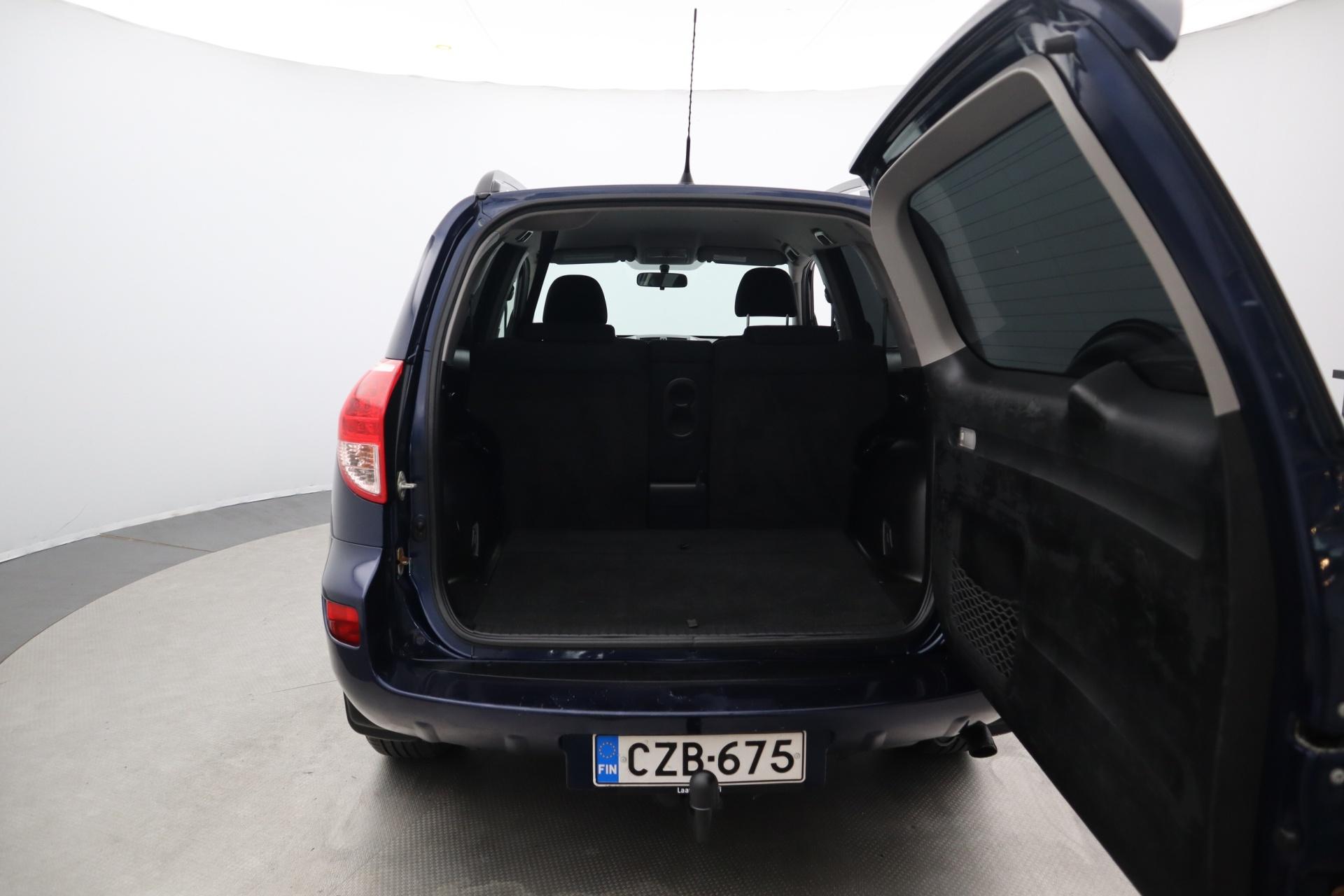 Toyota RAV4 2,0 VVT-i 4WD Aut. 2006, kuva 7/26