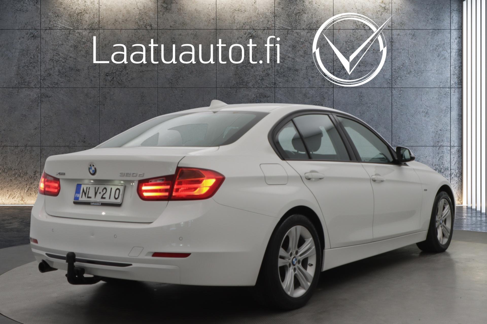 BMW 320 2015, photo 4/34
