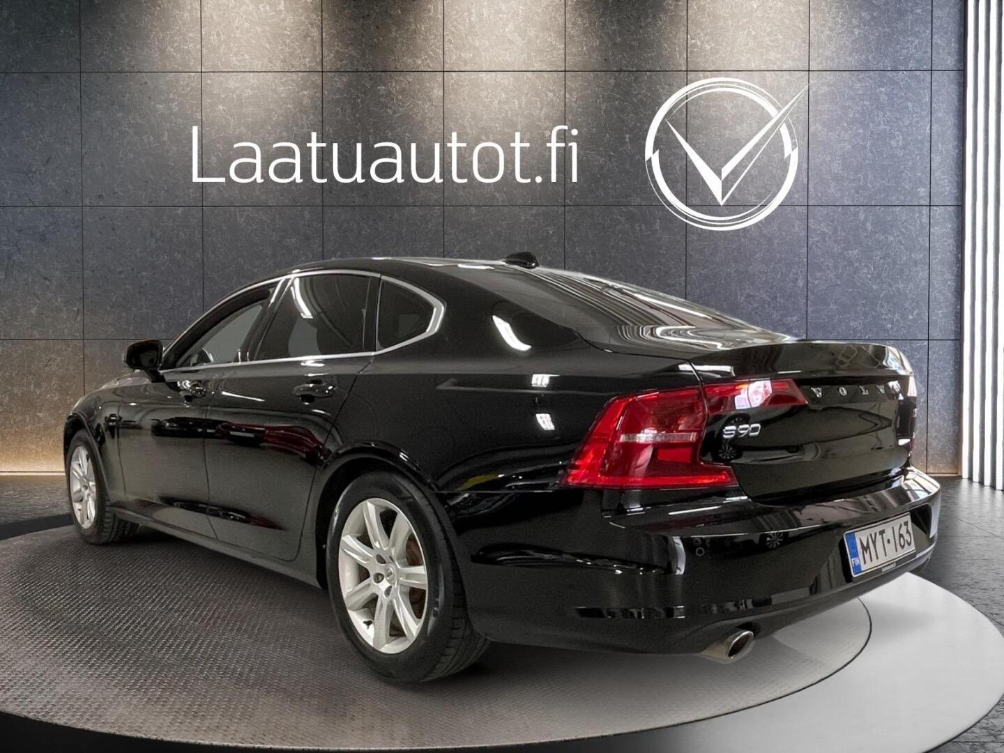 Volvo S90 D4 AWD Momentum aut 2017, kuva 3/26