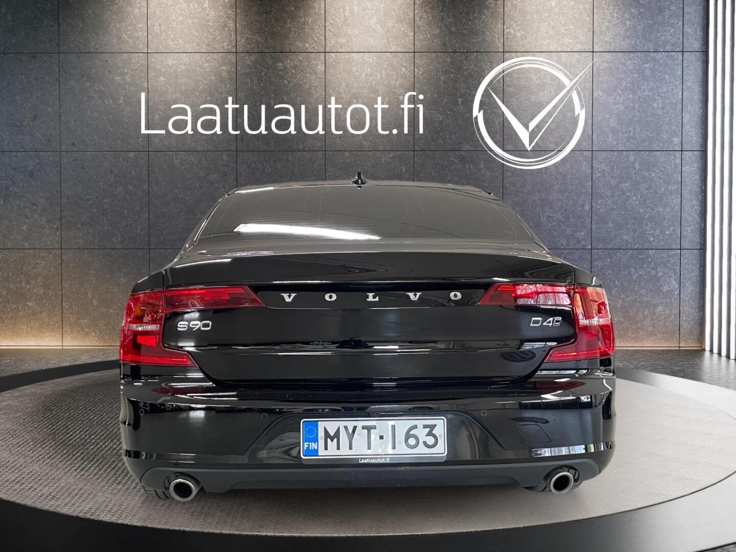 Volvo S90 D4 AWD Momentum aut 2017, kuva 4/26