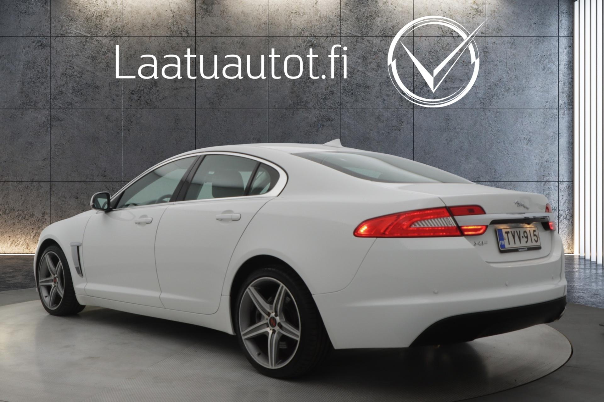 Jaguar XF 2,2 i4 Td 200 Luxury A 2013, kuva 3/32