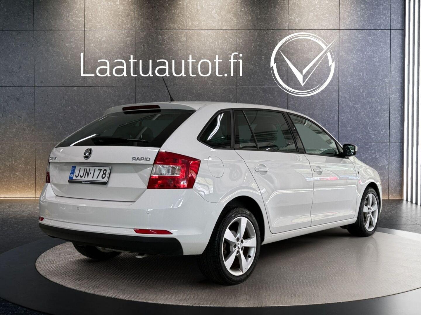 Skoda Rapid 2015, photo 5/19