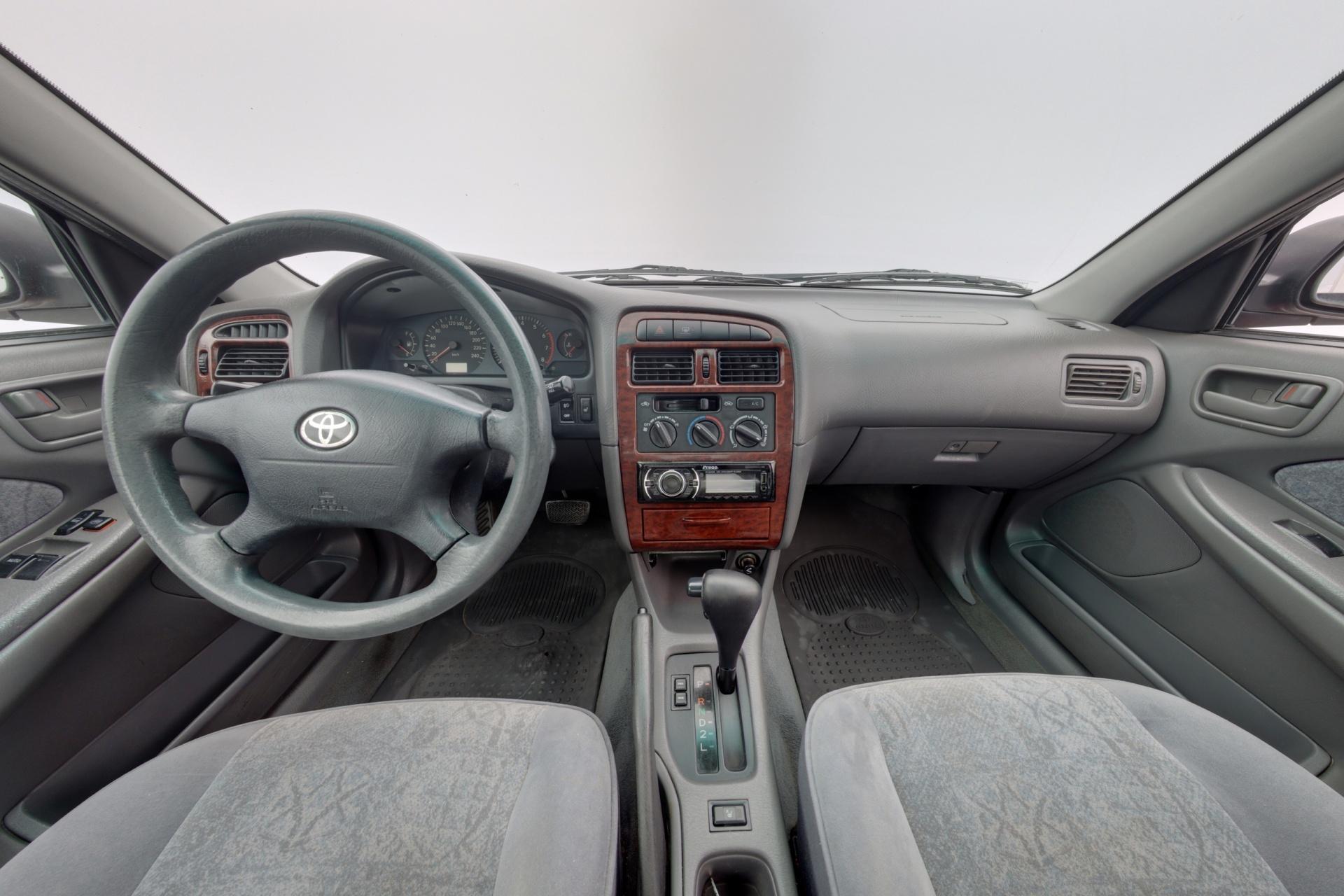 Toyota Avensis 1,8 Linea Terra 4d Aut 2000, photo 7/20