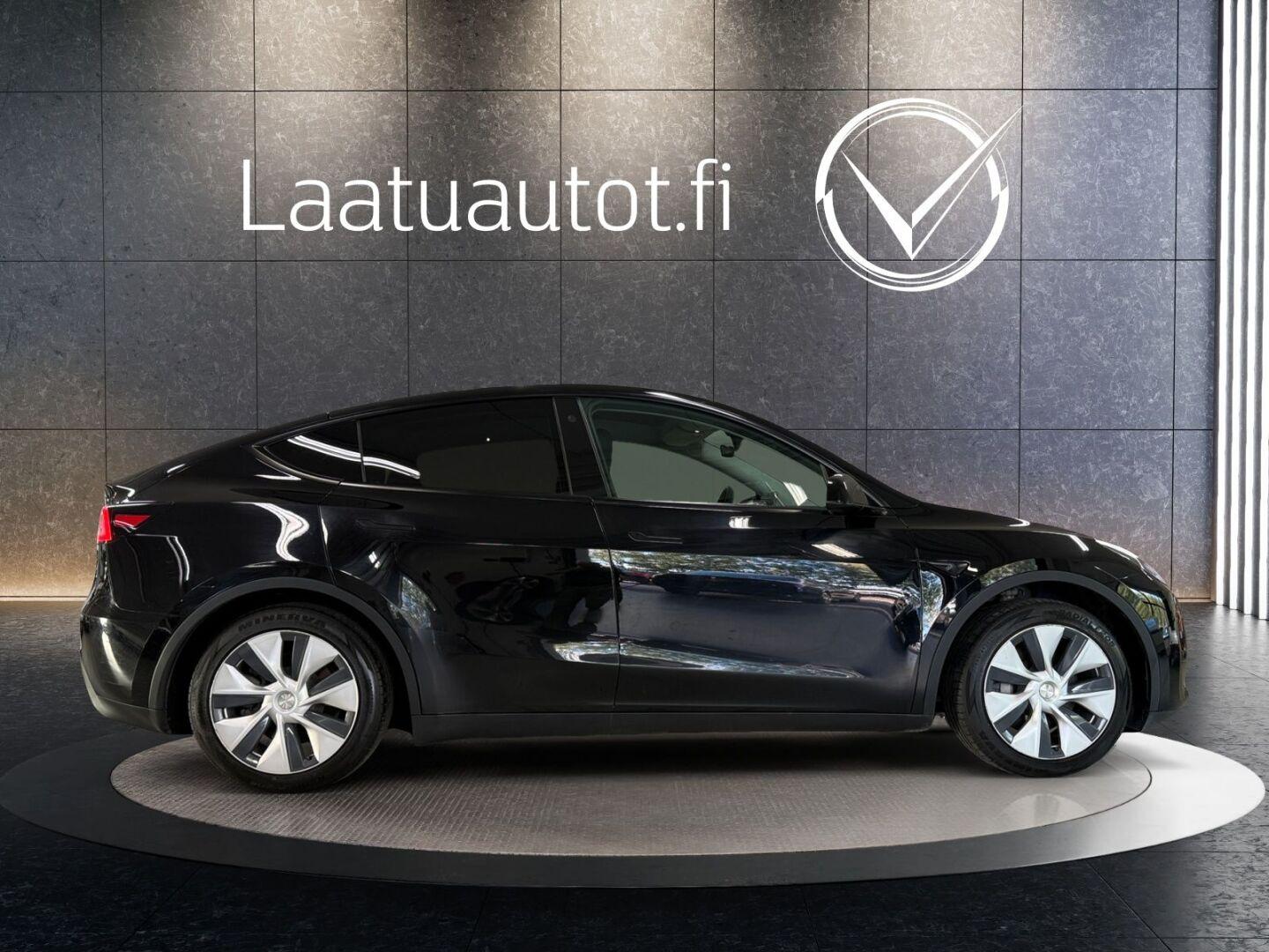 Tesla Model Y RWD 2023, kuva 6/21