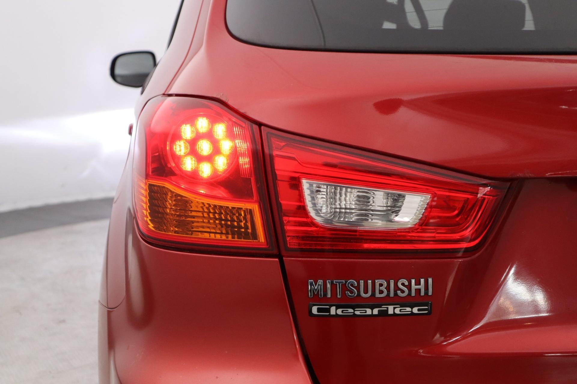 Mitsubishi ASX 1,8 DID 4WD Intense 2011, bild 7/33