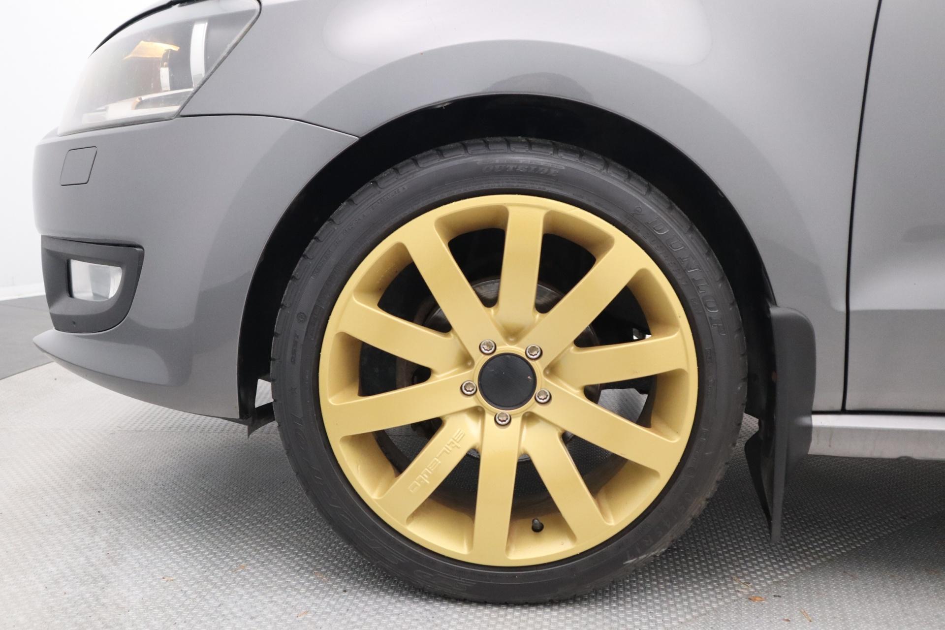 Volkswagen Polo 2011, kuva 7/26