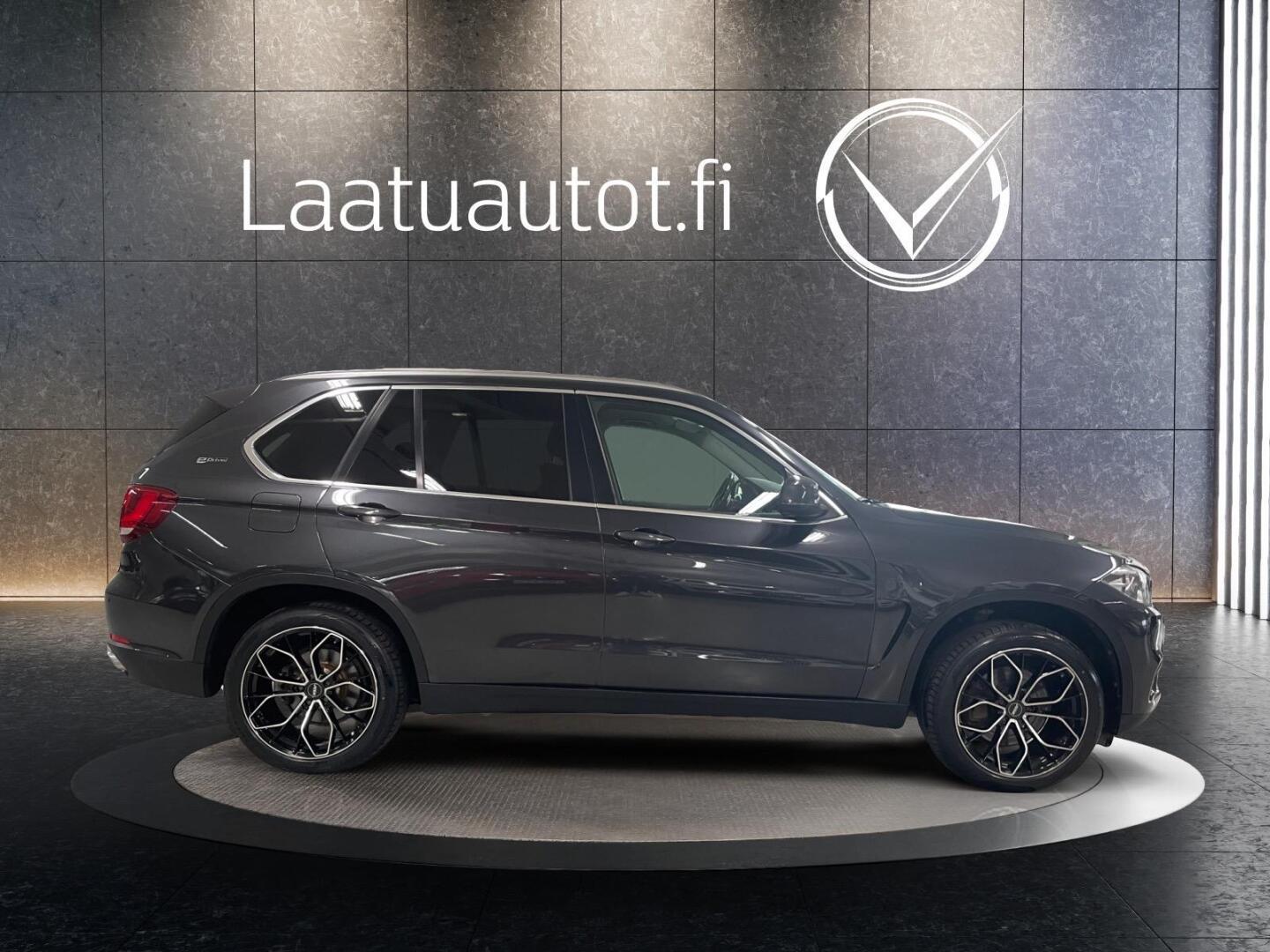 BMW X5 F15 xDrive40e A 2016, kuva 6/33