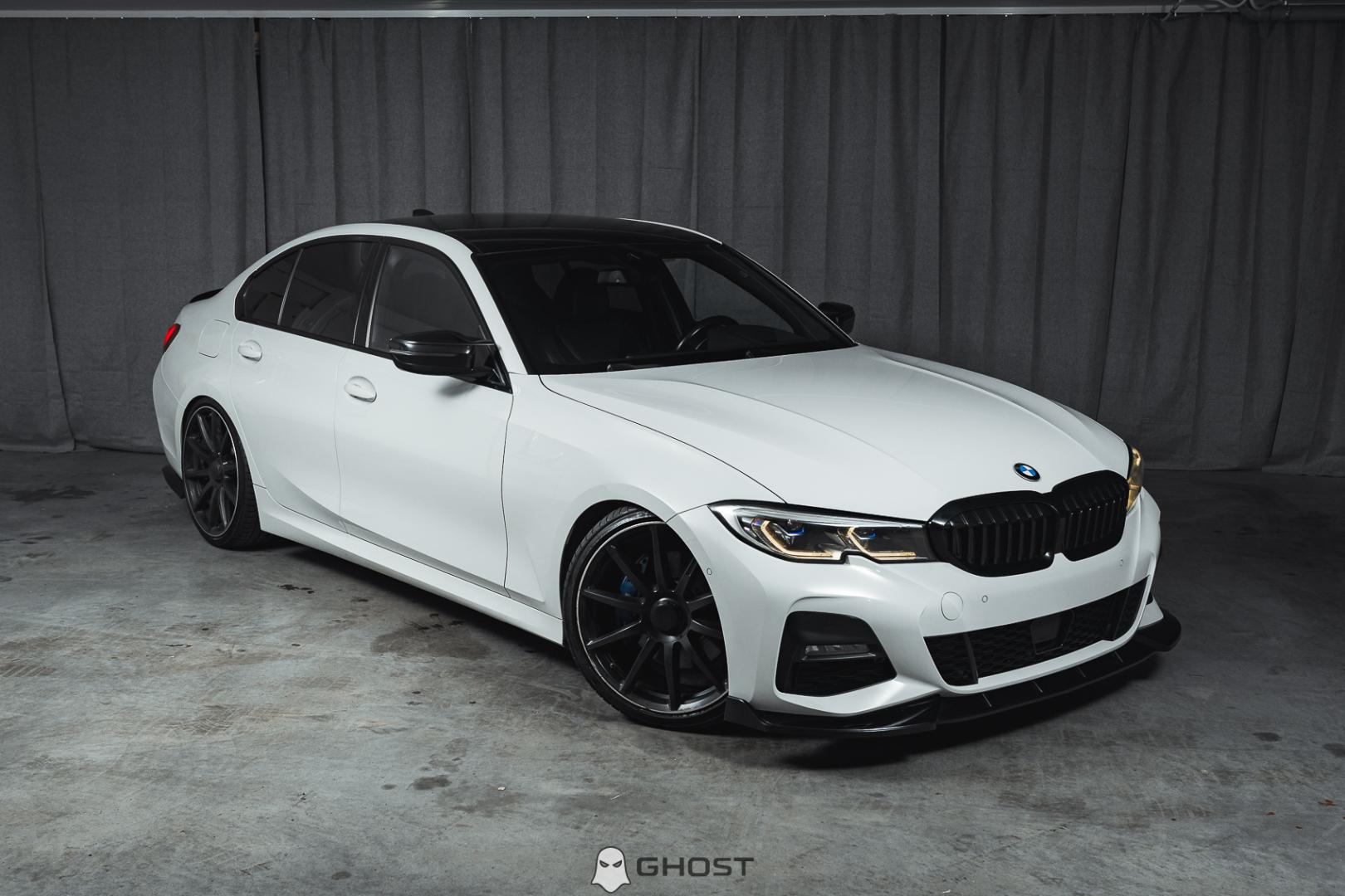 BMW 330