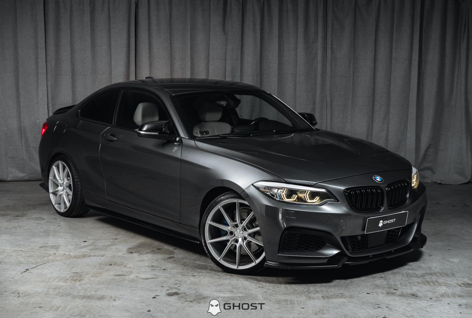 BMW M240i
