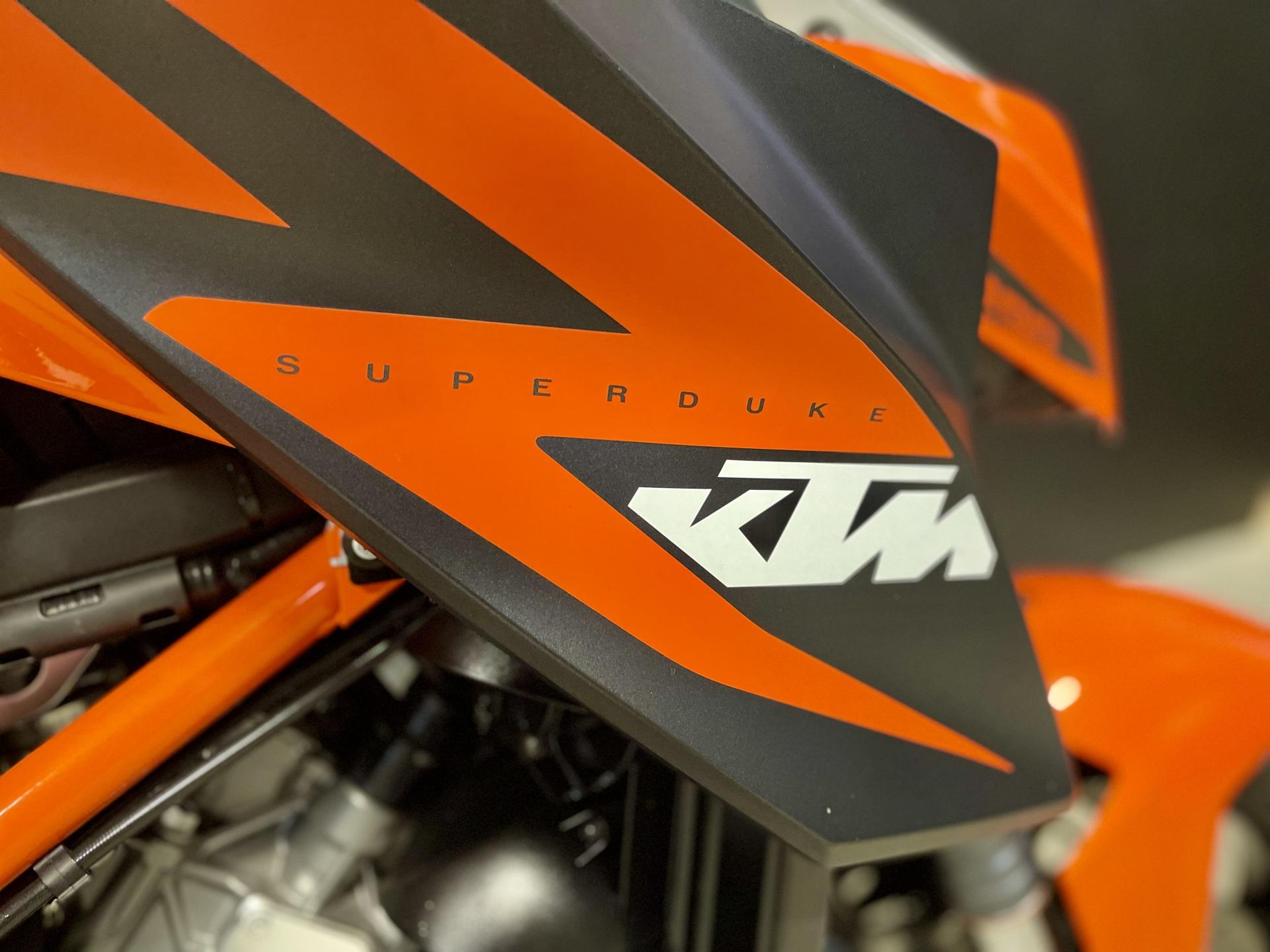 KTM 1290 Super Duke R 2014