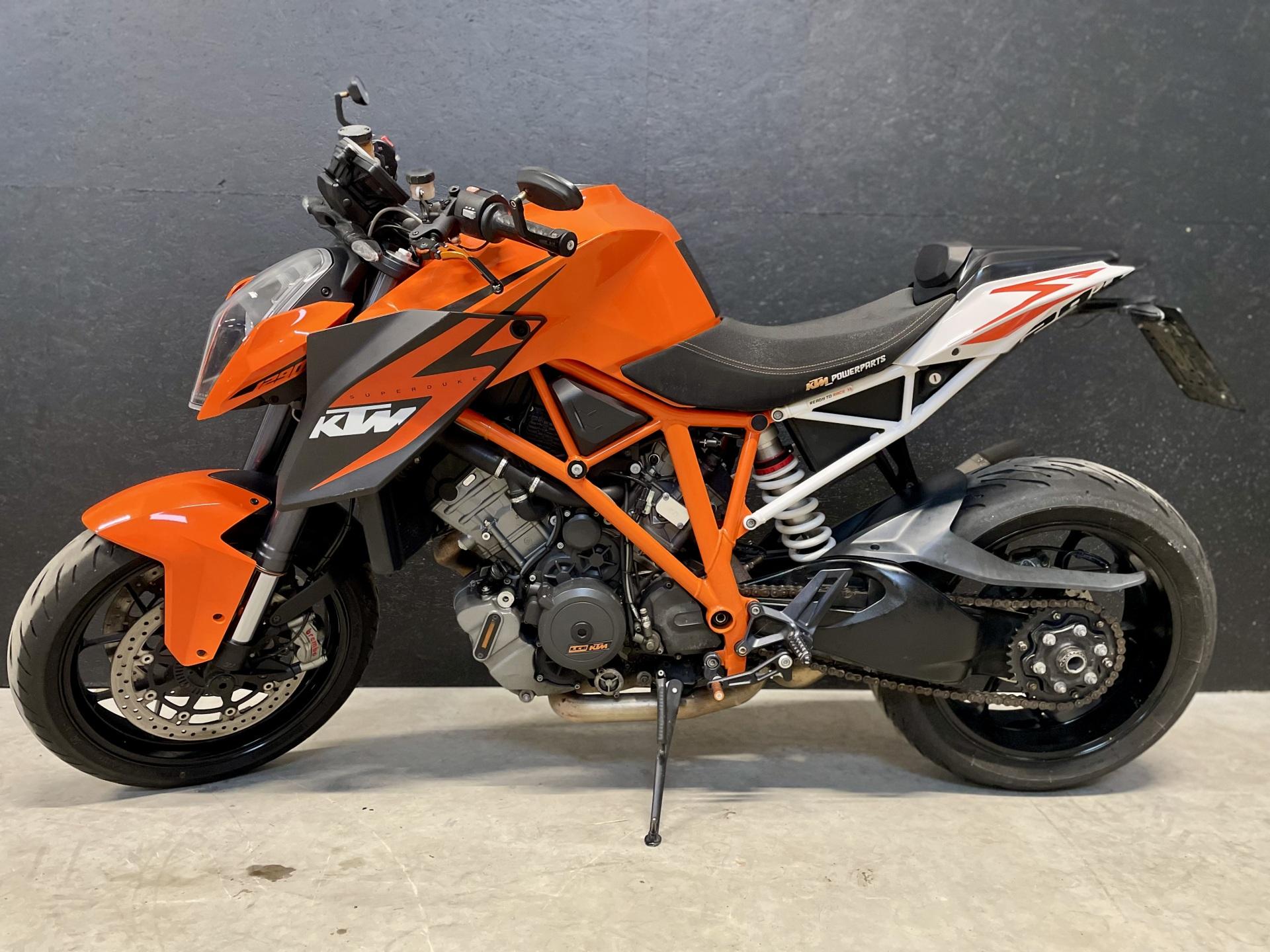 KTM 1290 Super Duke R 2014