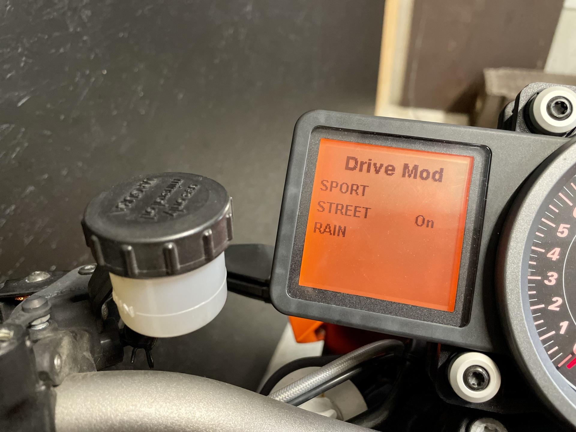 KTM 1290 Super Duke R 2014