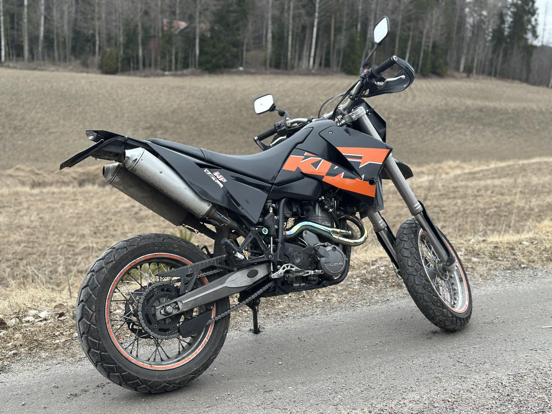 KTM 640 LC4 Supermoto 2005