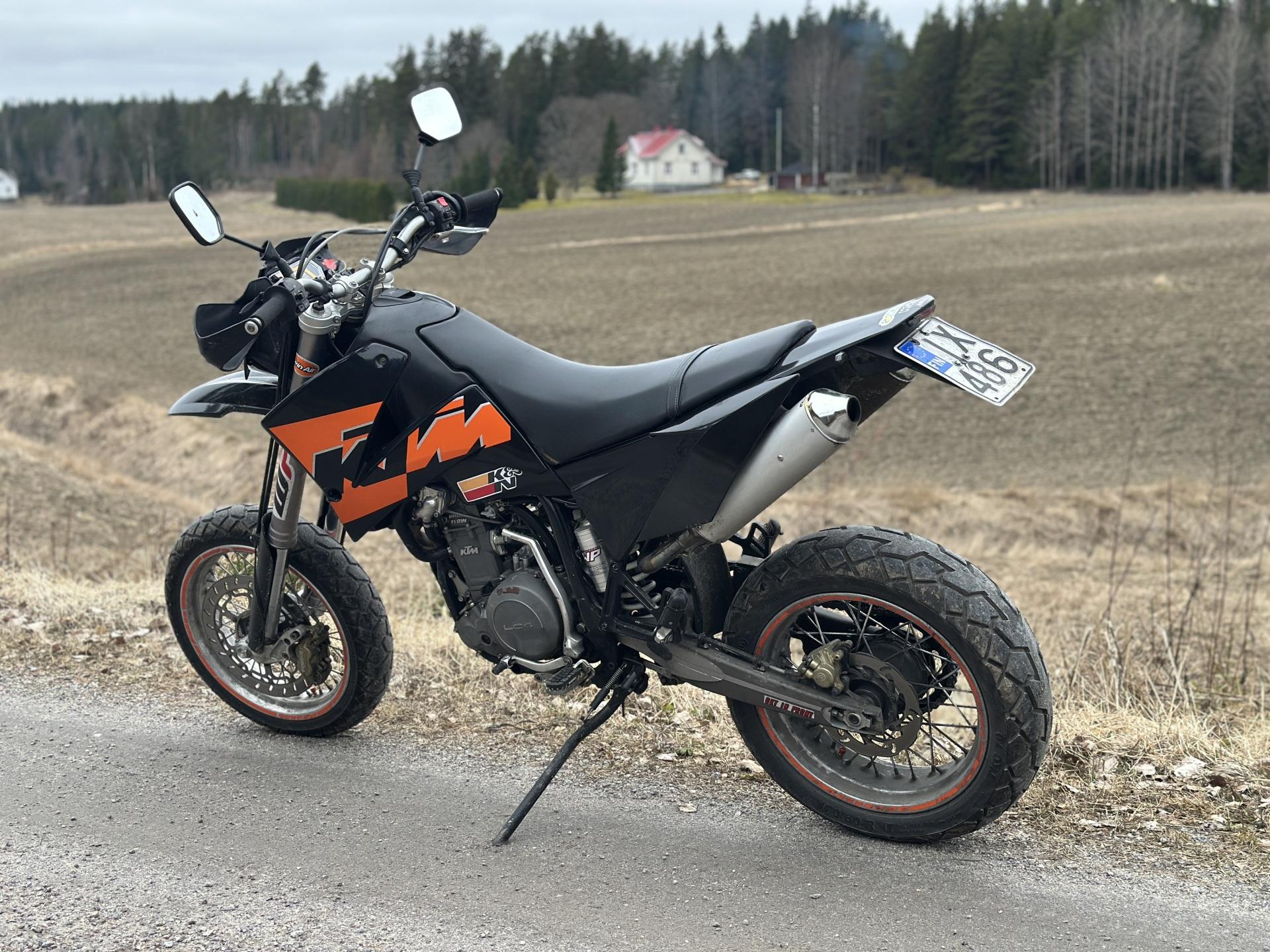 KTM 640 LC4 Supermoto 2005