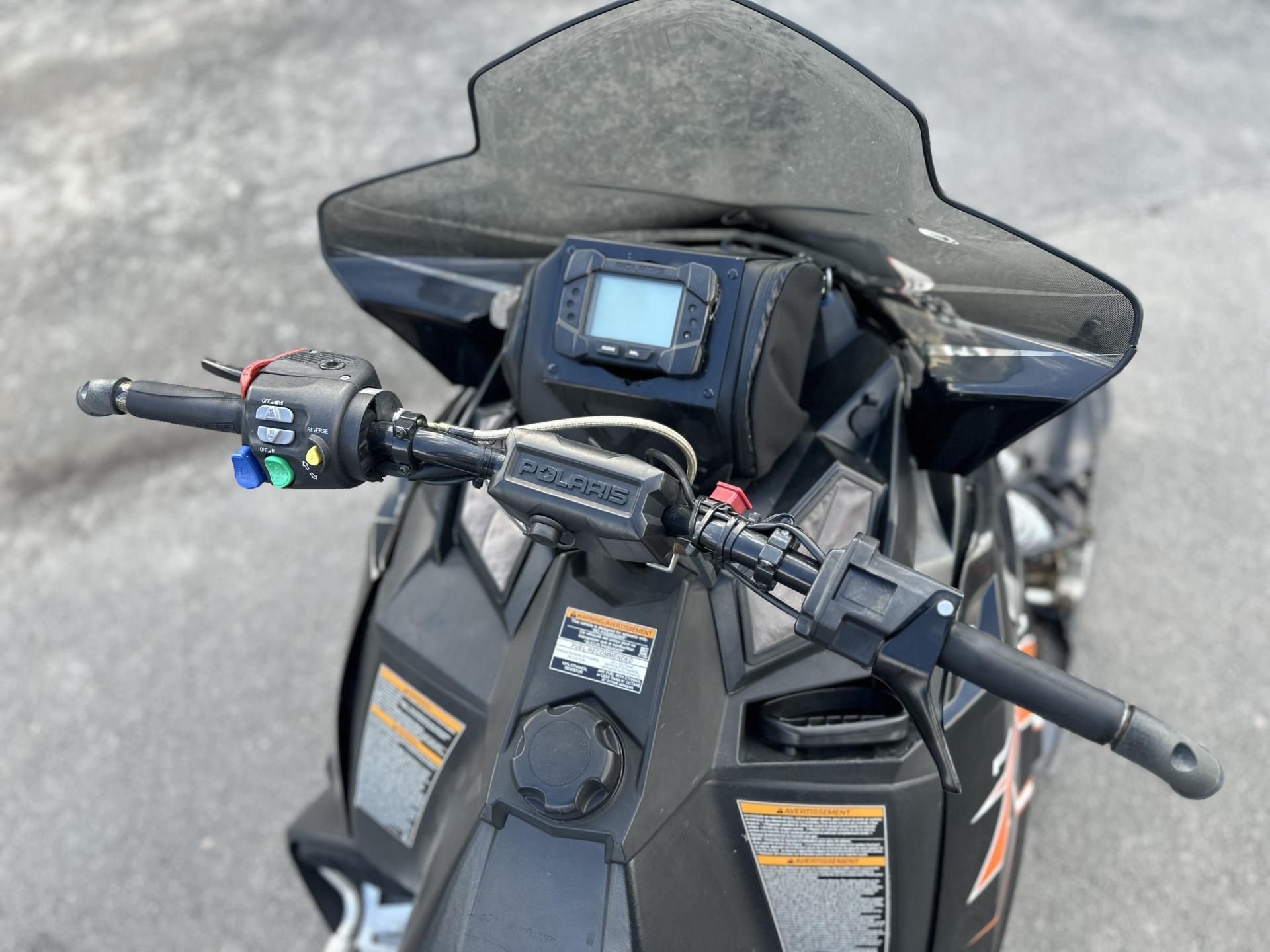 Polaris 800 Rush 2012