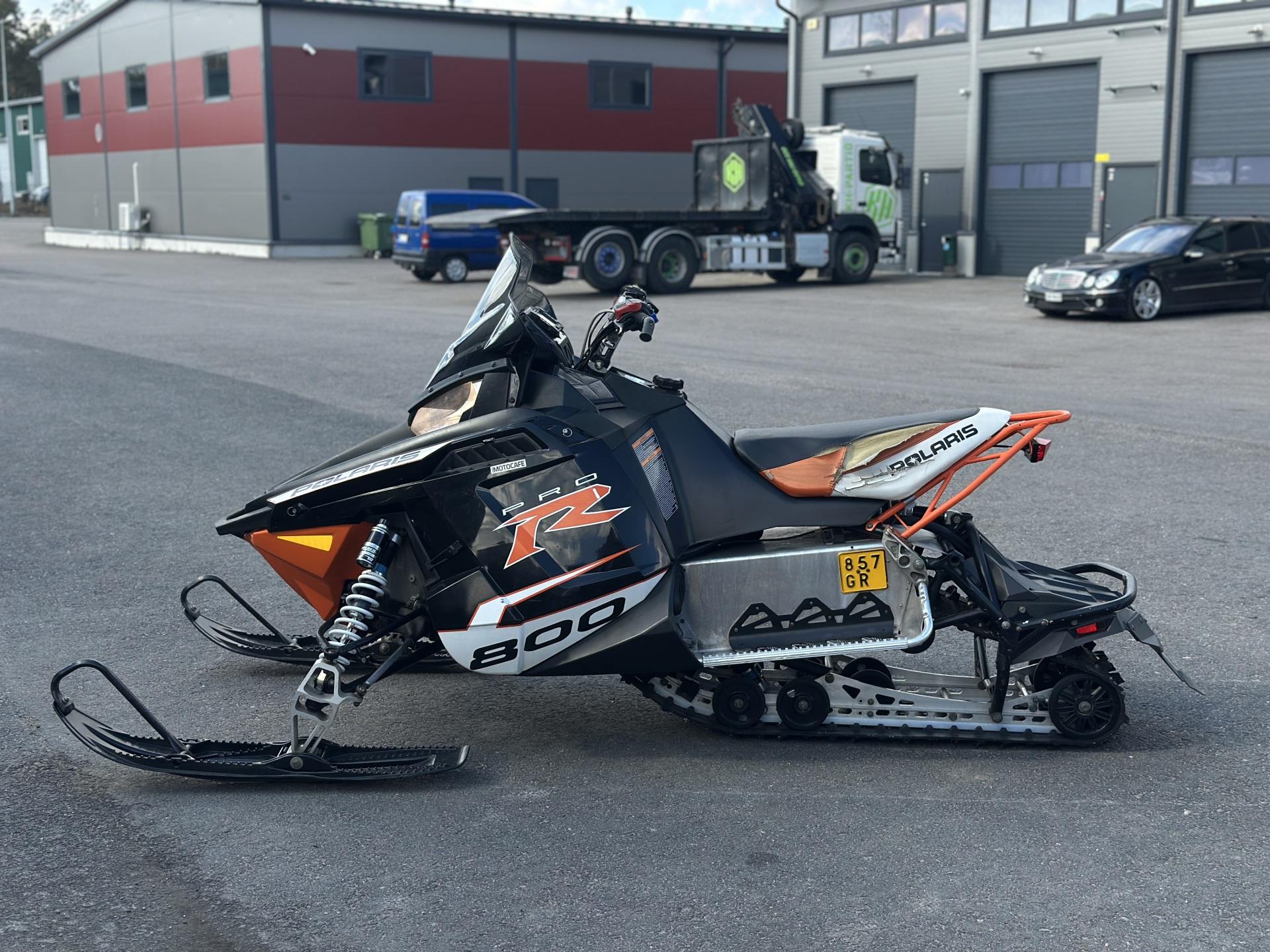 Polaris 800 Rush 2012