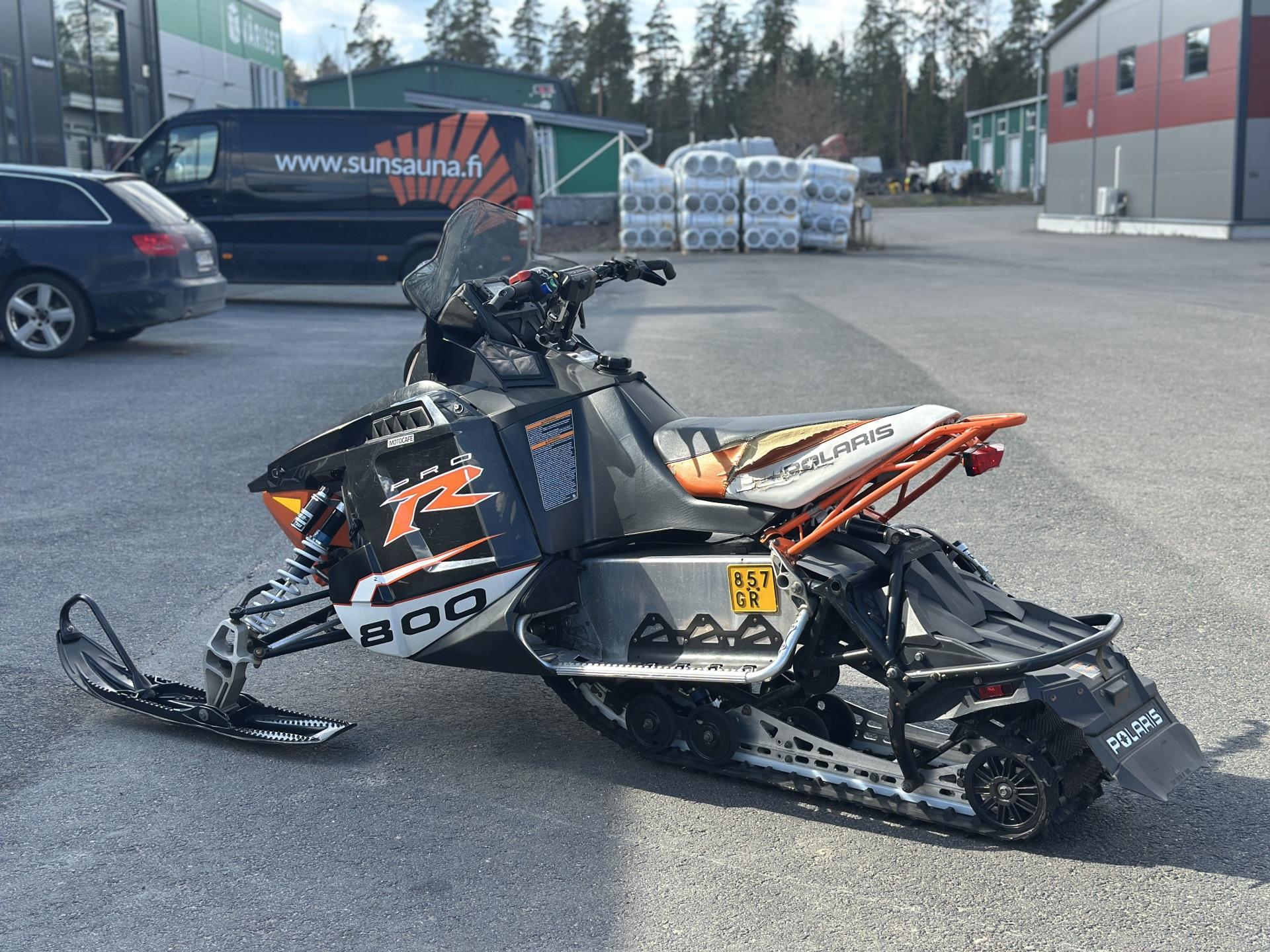 Polaris 800 Rush 2012