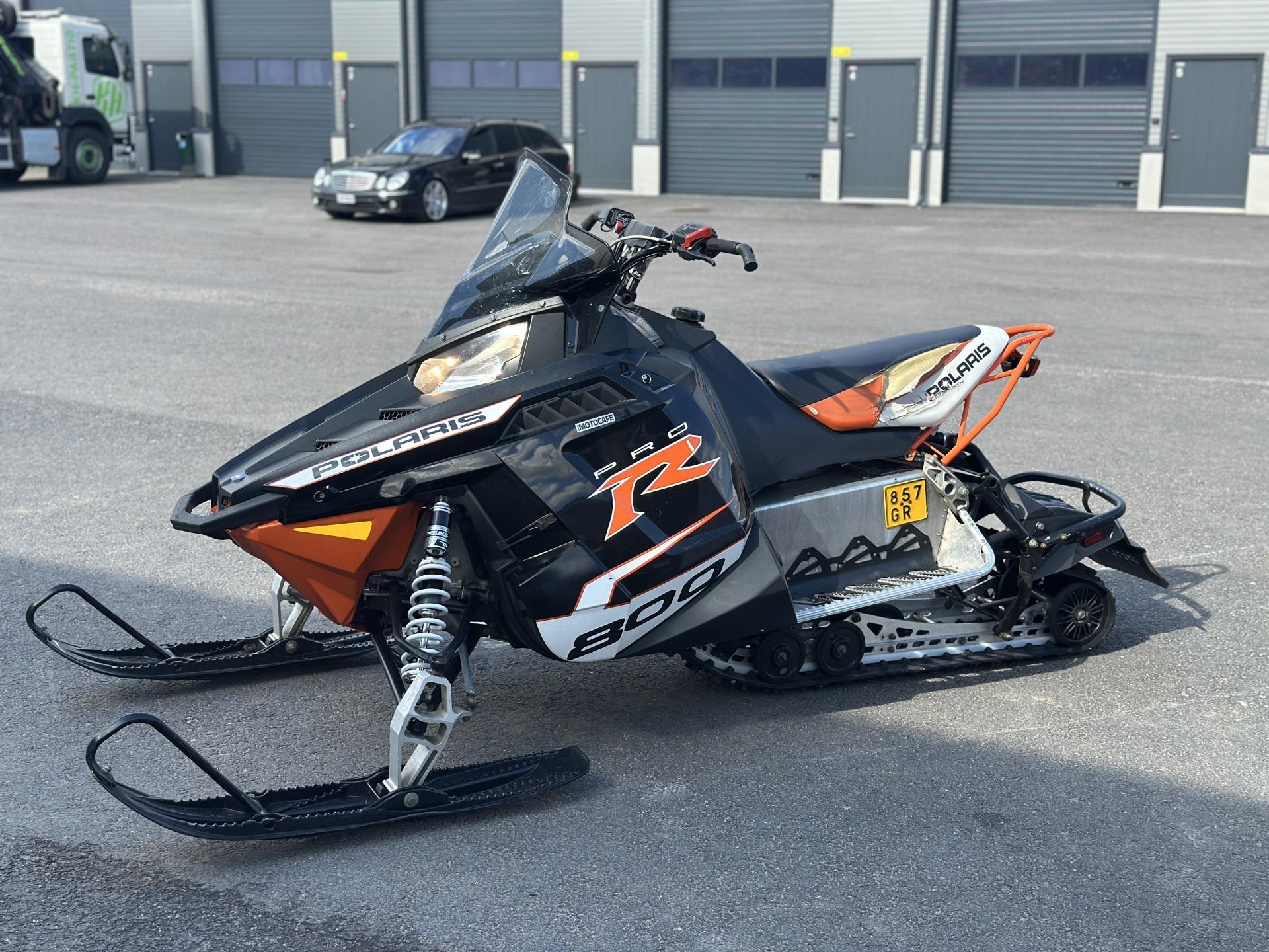 Polaris 800 Rush 2012