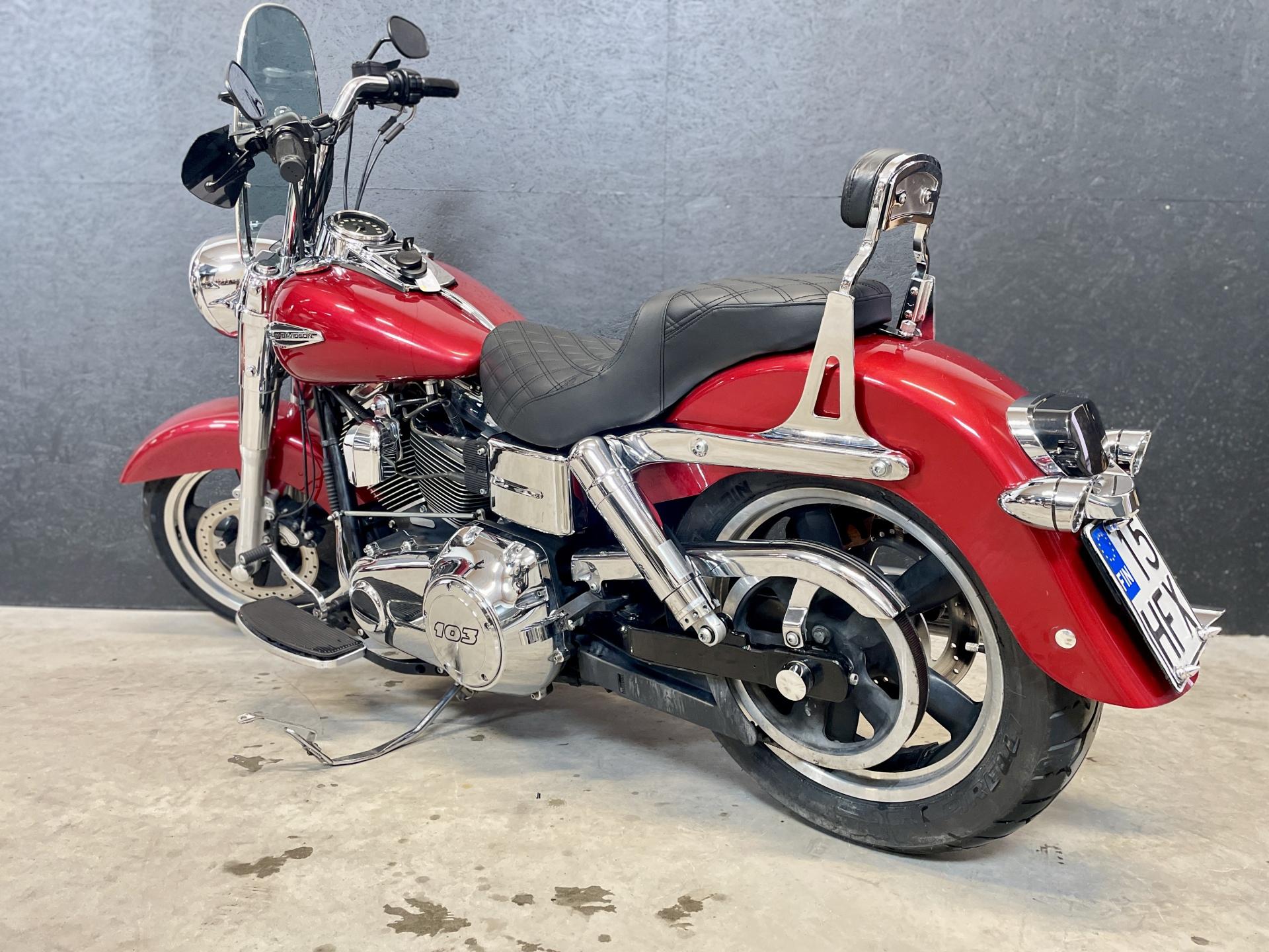 Harley-Davidson Dyna FLD Switchback 2012