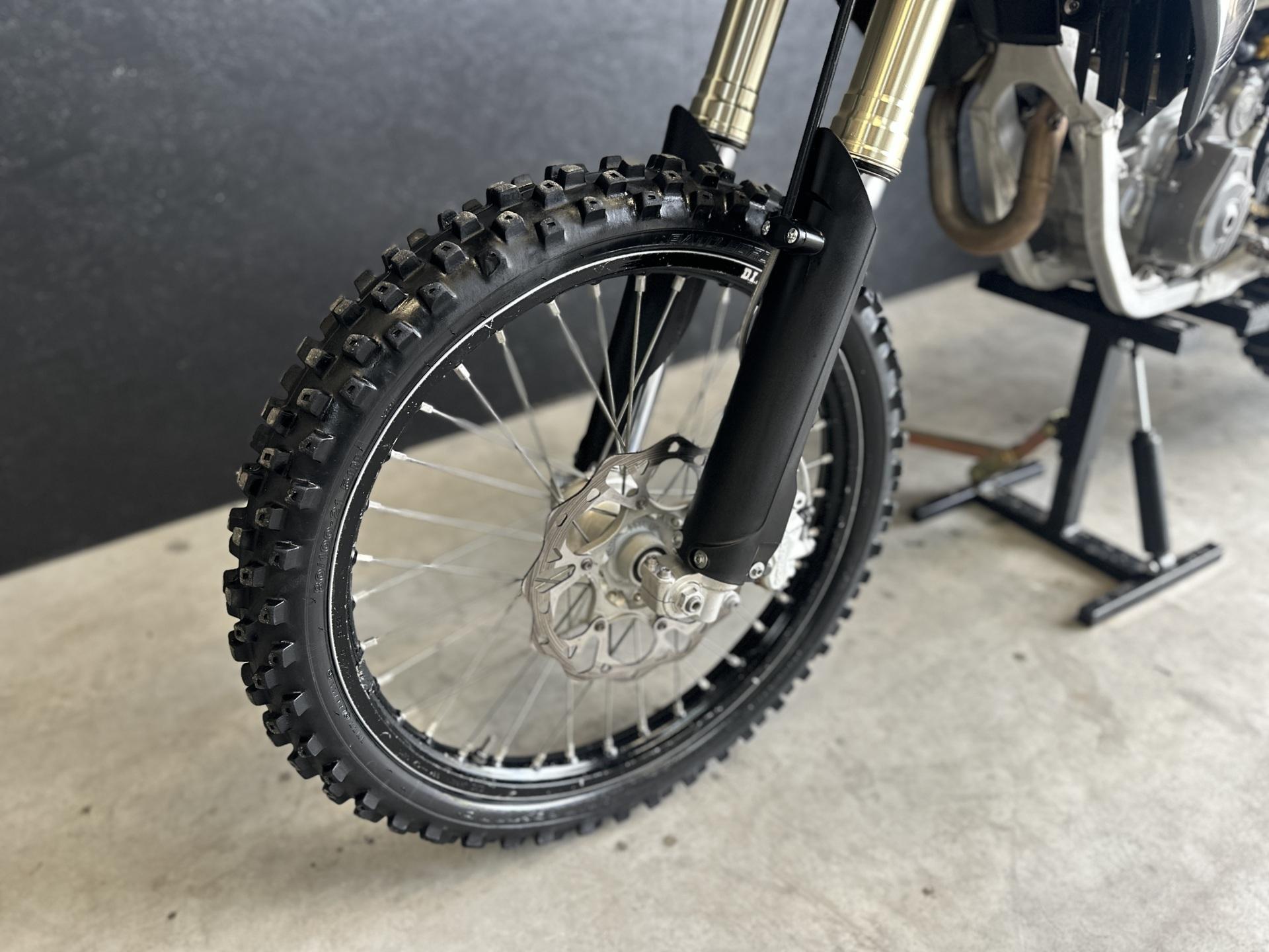 Triumph TF 250 X 2024