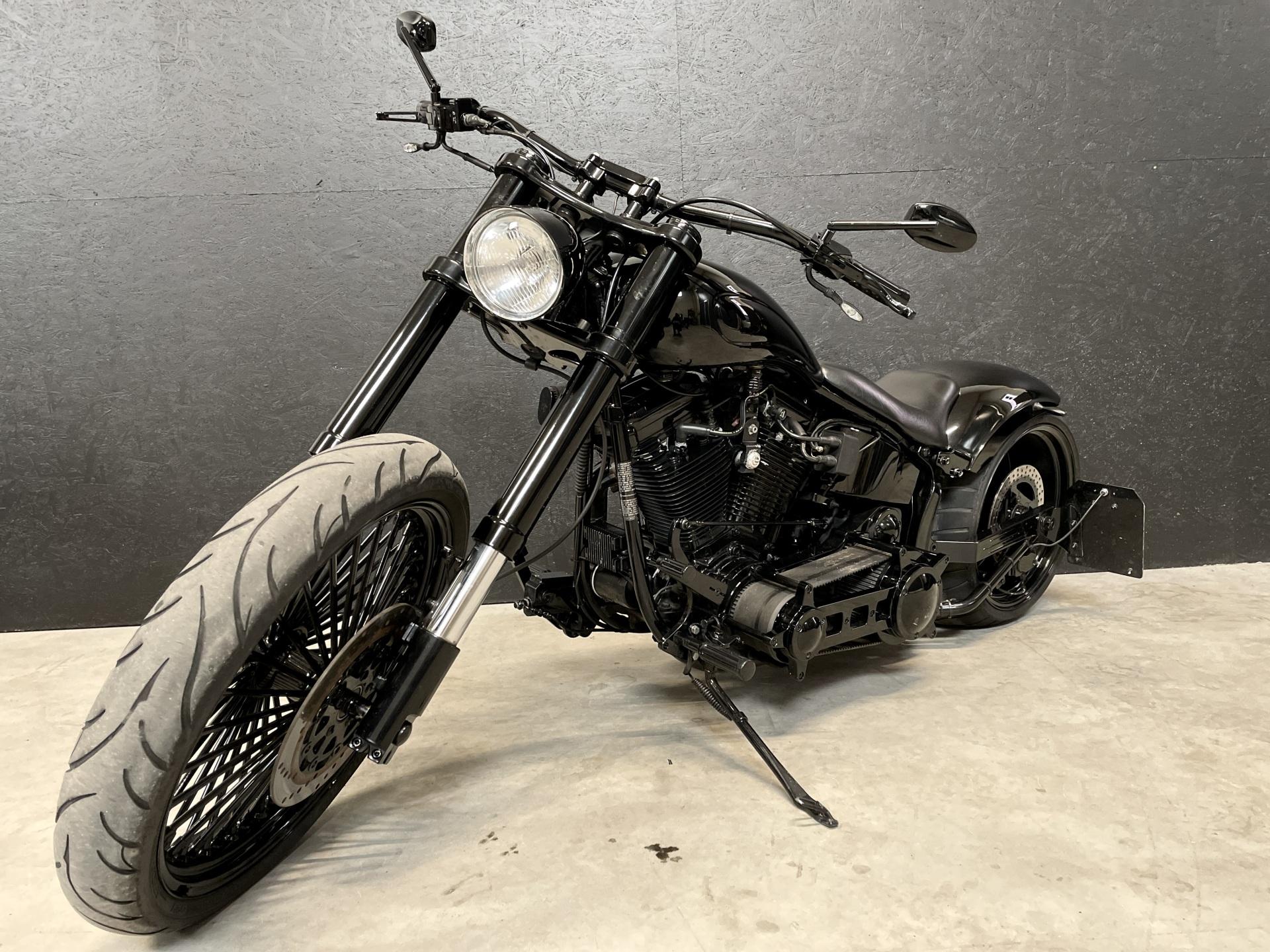 Harley-Davidson Softail FXSTC Custom 1990