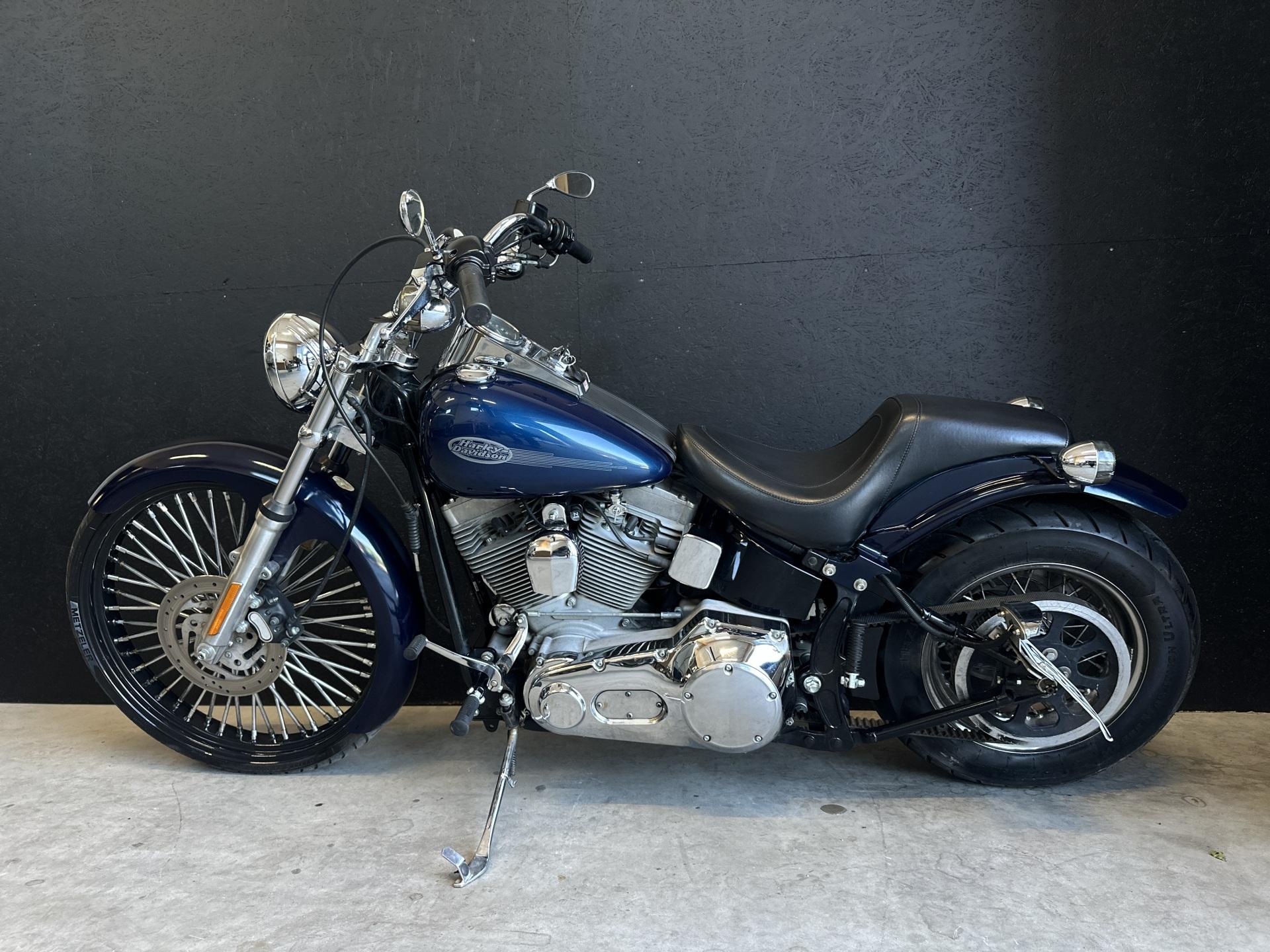 Harley-Davidson Softail FXST Softail Standard 2000