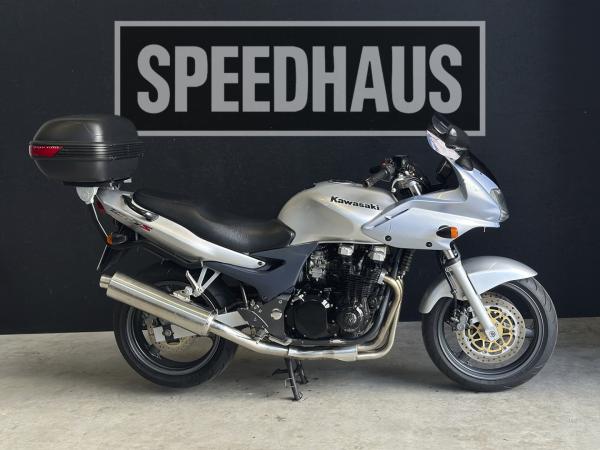 Kawasaki ZR-7S 2001