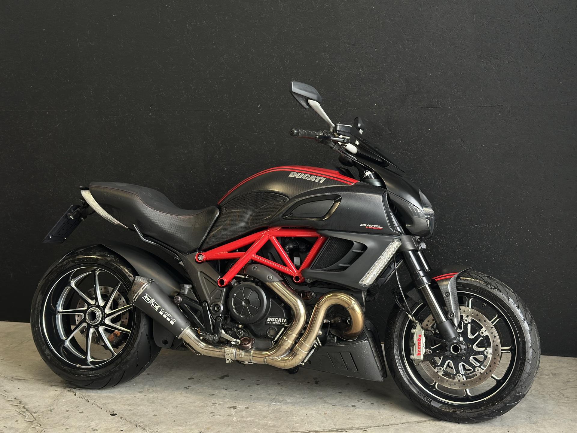 Ducati Diavel 1200 2011