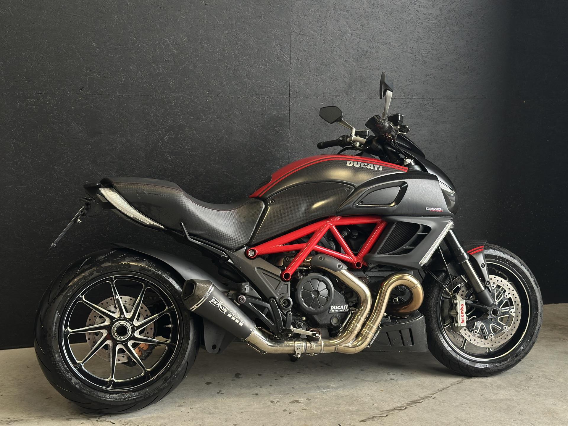 Ducati Diavel 1200 2011