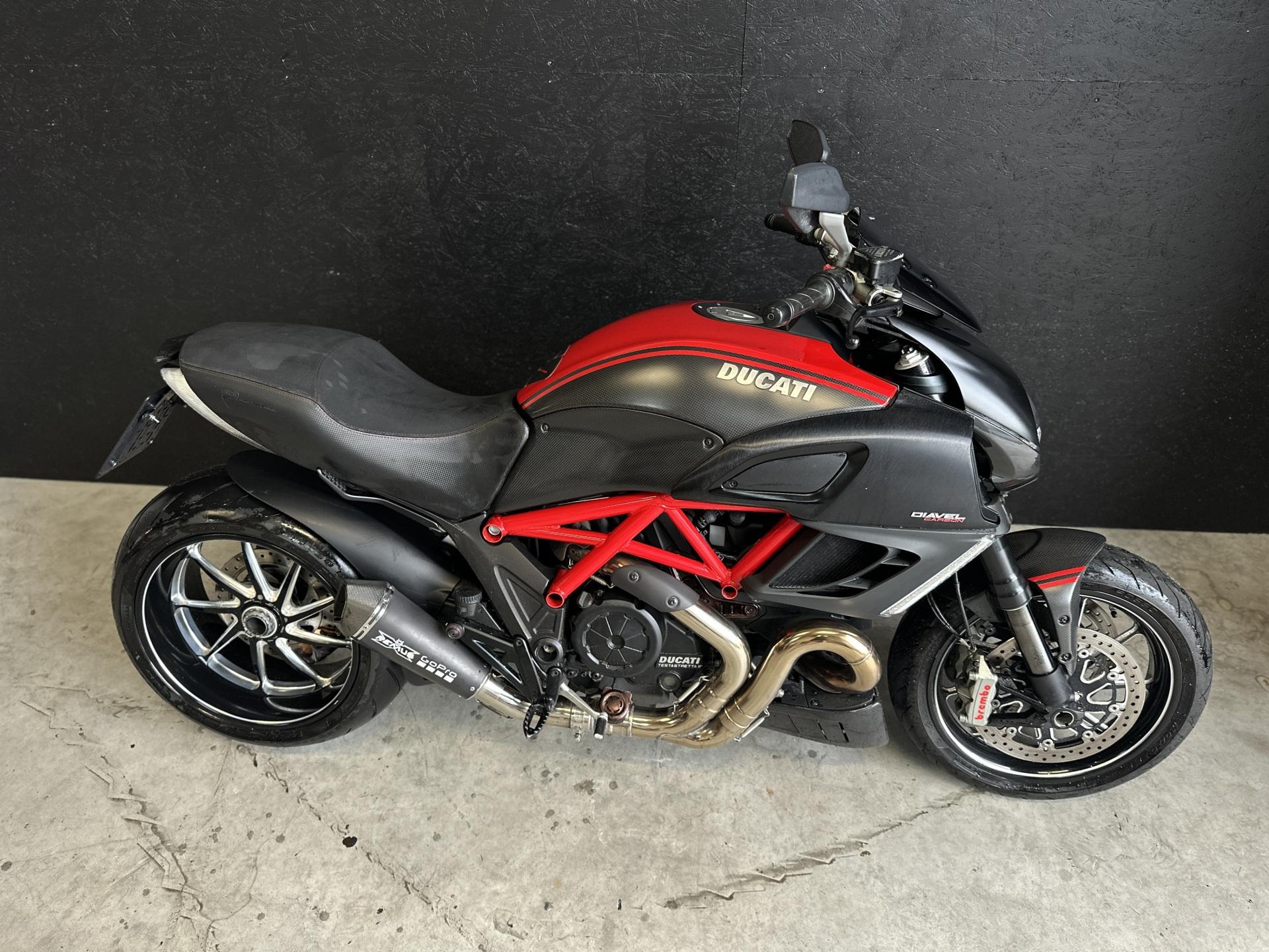 Ducati Diavel 1200 2011