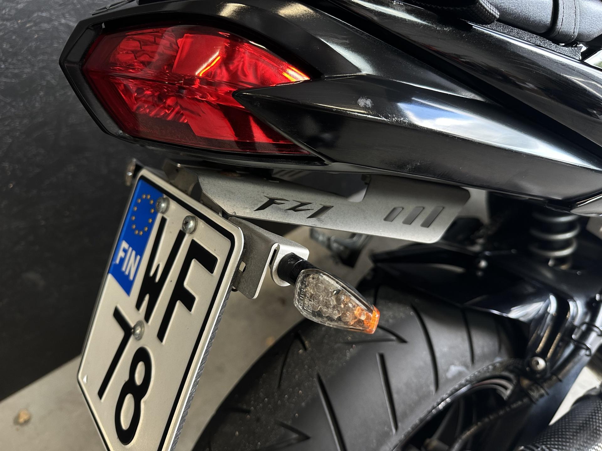 Yamaha FZ1-N 2007