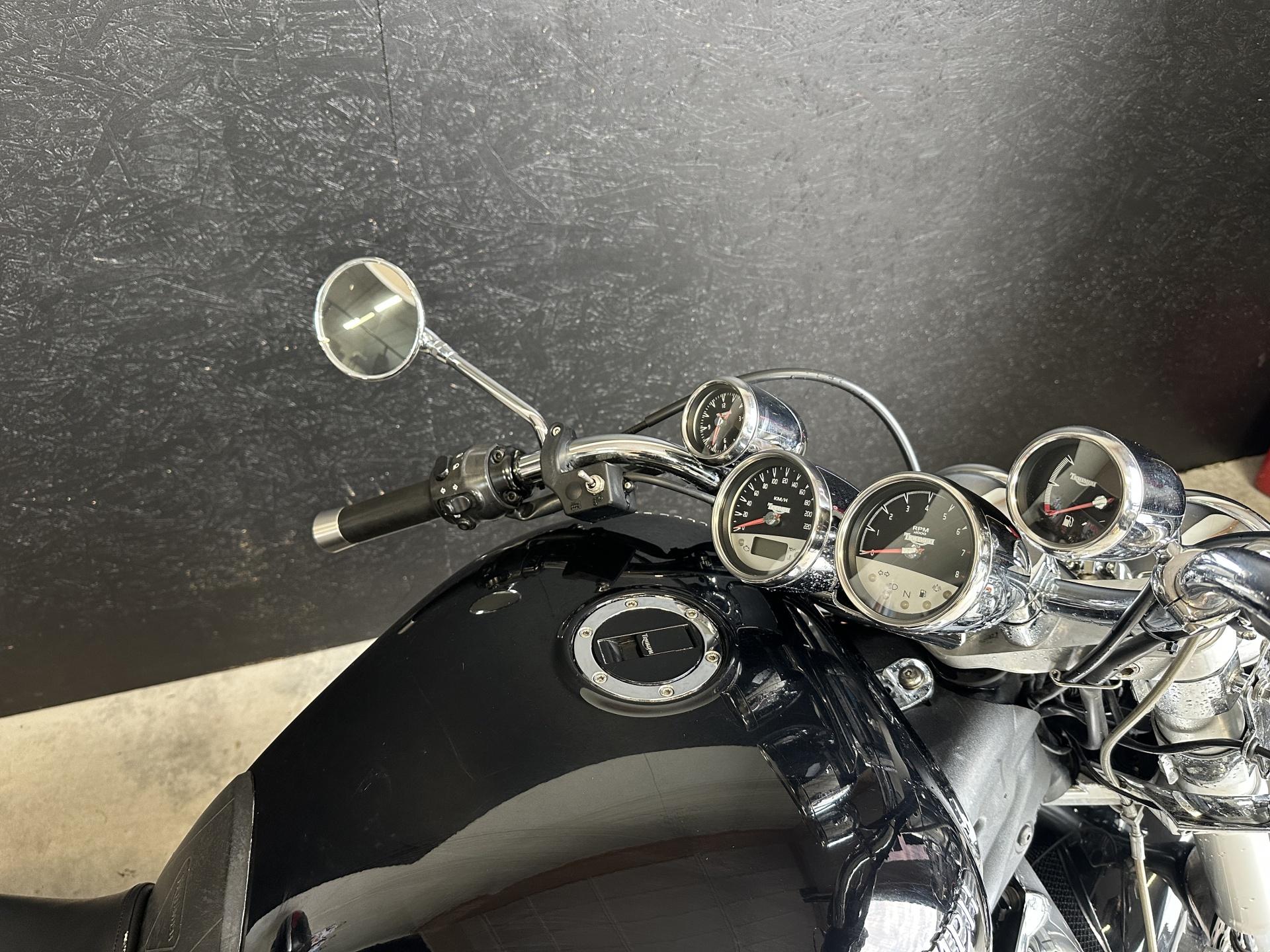 Triumph Rocket III 2005
