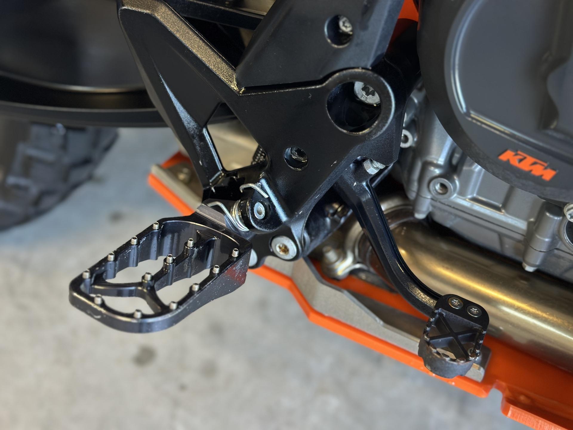 KTM 890 Adventure R 2023